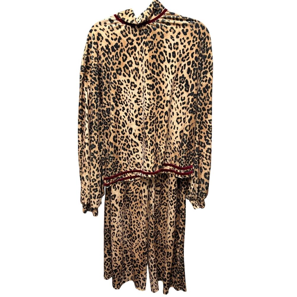 NWOT-XL-Leopard Print Matching 2-Piece Streetwear Set